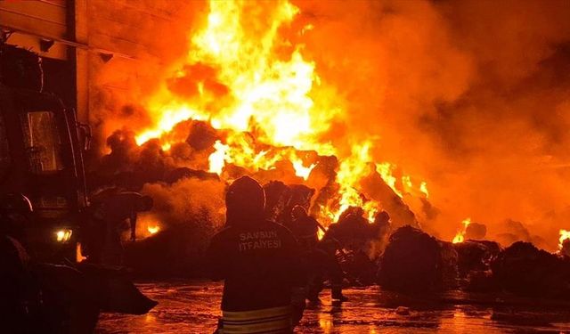 Samsun'da geri dönüşüm fabrikasında çıkan yangın kontrol altına alındı