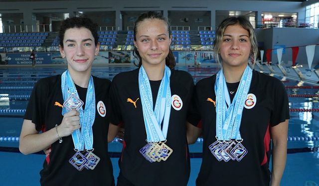 Türkiye şampiyonu Tekirdağlı genç kızlar milli takım için kulaç atıyor