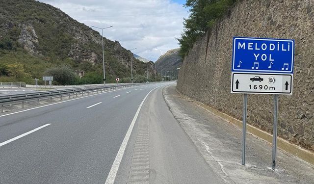 Türkiye'nin üçüncü 'melodili yol uygulaması' Trabzon'da hayata geçirildi