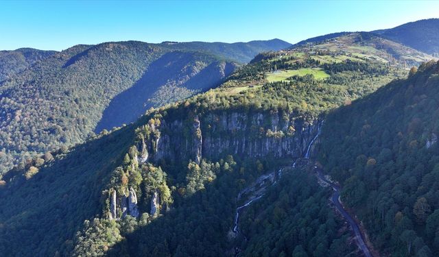 Vadiler arasındaki 'Uçarsu Şelalesi' alternatif turizm rotası olmaya hazırlanıyor
