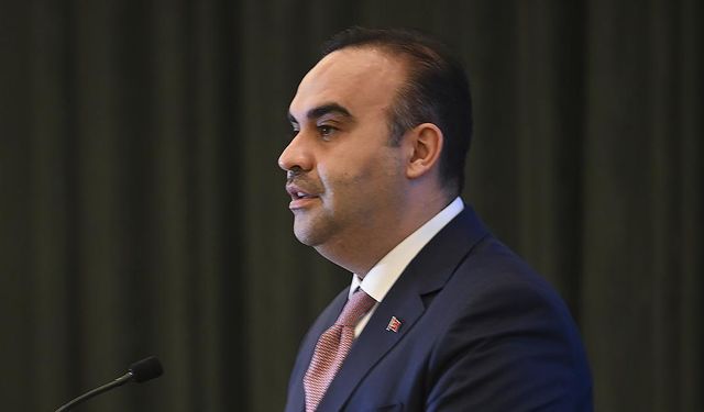 Bakan Kacır: Savunma sanayisinde yüksek teknoloji geliştirme kabiliyetimizi dünyaya ispat ettik