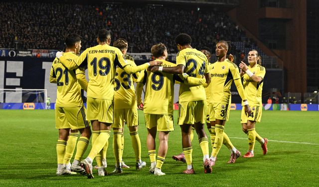 Fenerbahçe, zirveyi belirleyecek derbide yarın Galatasaray'ı ağırlayacak