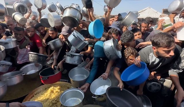 Gazze'de ateşkese rağmen 'açlık kuyrukları' devam ediyor