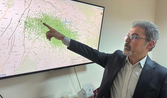 Sındırgı'daki depremlerin stres analizi yapılıyor