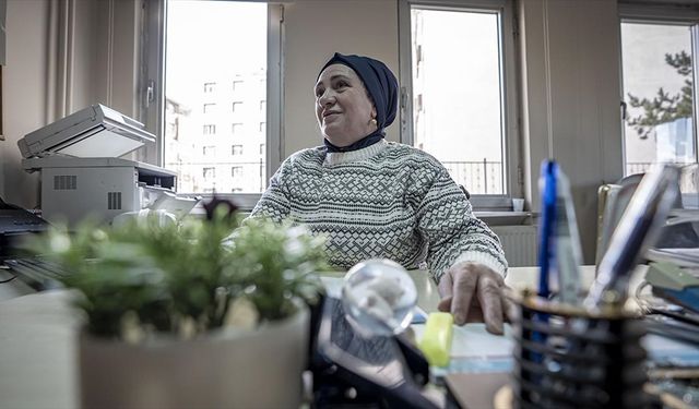 55 yaşında çalışma hayaline kavuştu, şimdi kendisi gibi engellilere rehberlik ediyor