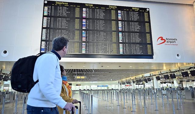 Brüksel Havalimanı'nda bu yıl grev nedeniyle 2 bin 395 uçuş iptal edildi