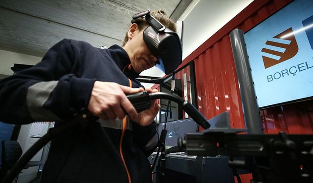 Çelik fabrikasında kurulan teknik akademide simülatörlerle 5 branşta operatör yetiştiriliyor