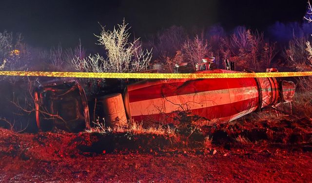 Malatya'da devrilen beton mikserinin sürücüsü hayatını kaybetti