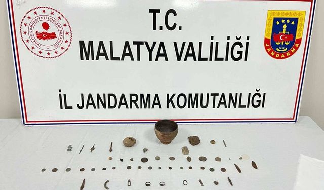 Malatya'da tarihi eser niteliğinde 43 parça ele geçirildi