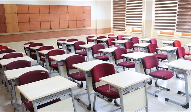 MEB bu yıl 'hayalet sınıf' kuran 48 özel okulun ruhsatını iptal etti