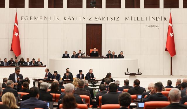 Mecliste yoğun geçen bütçe maratonu sona erdi