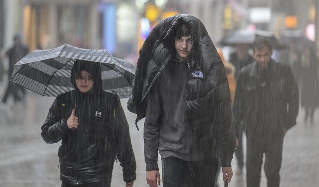 Meteorolojiden yağmur, kar, fırtına ve sağanak uyarısı