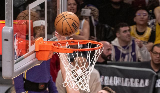 NBA'de Bulls, 76ers'ı yenerek serisini 5 maça çıkardı