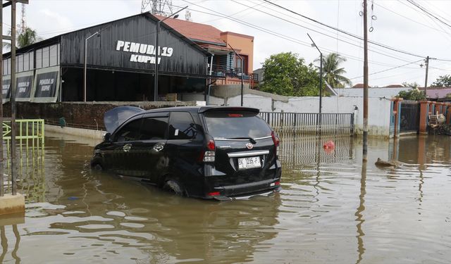 Sri Lanka'da şiddetli yağışların yol açtığı afetlerde can kaybı 627'ye çıktı