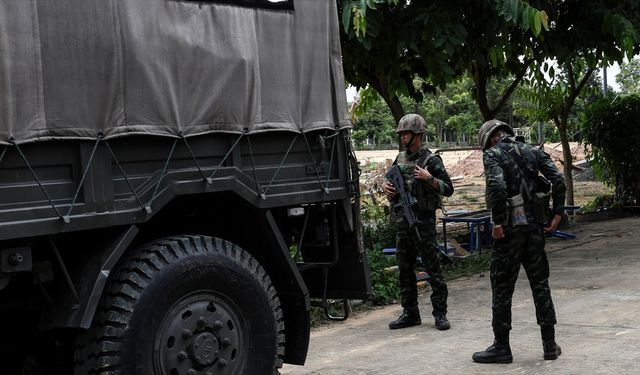 Tayland ile Kamboçya arasındaki sınır gerilimi nedeniyle çatışmalar yeniden başladı