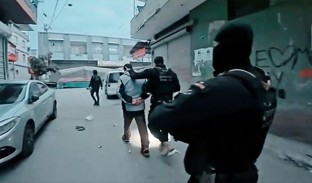 Terör örgütü DEAŞ'a yönelik operasyonlarda 51 şüpheli yakalandı