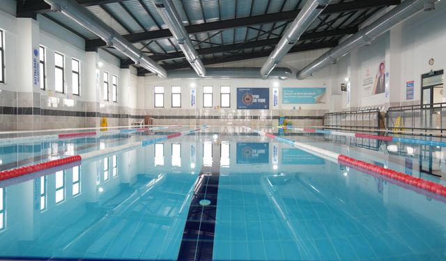 Göztepe Hatice Akbaş Yarı Olimpik Yüzme Havuzu'nda Yeni Dönem Eğitimleri