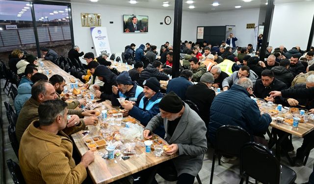 Battalgazi Belediyesi İftarı Çadırlarda Değil Restoranda Veriyor