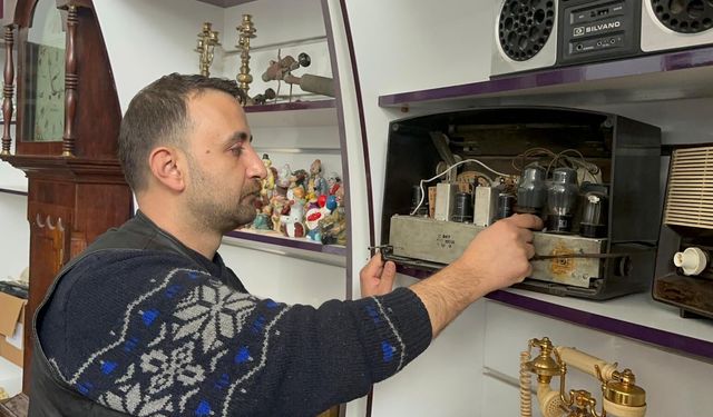 Malatya'da Berberlikten Antikacılığa Uzanan Radyo Tutkusu