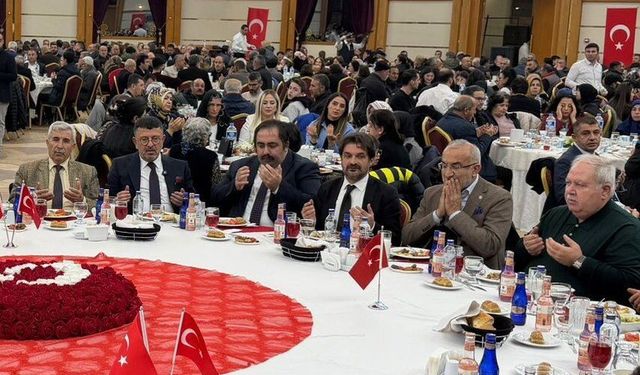 Ağbaba: 'Siyaset Bir Kutuplaştırma Aracı Değil, Hizmet Aracı Olmalı'