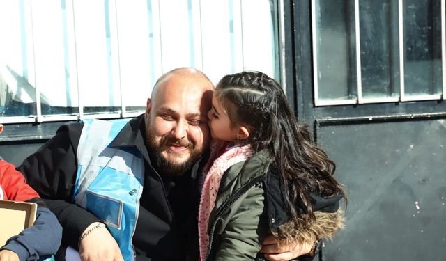 Arguvan'da İhtiyaç Sahiplerine Gıda Ve Giyim Desteği