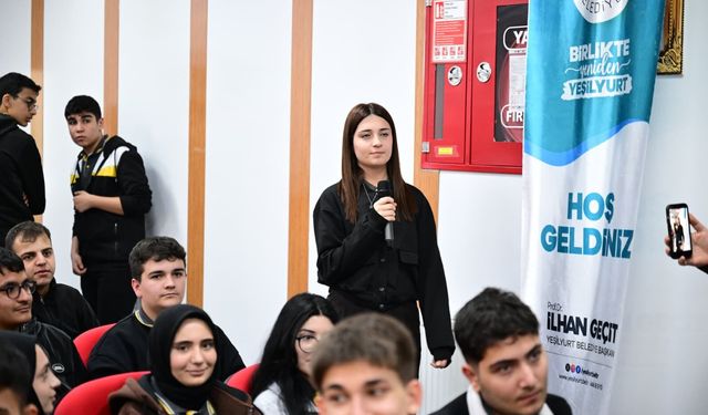 Başkan Geçit Öğrencilerle Buluştu: 'Hedefiniz Olsun, Çok Çalışın'