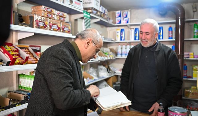 Başkan Sami Er Mahalle Bakkalları ve Fırınlardaki Borçları Kapattı