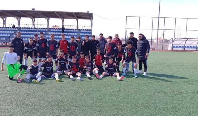 Battalgazi Belediyespor U16'da Şampiyon Oldu
