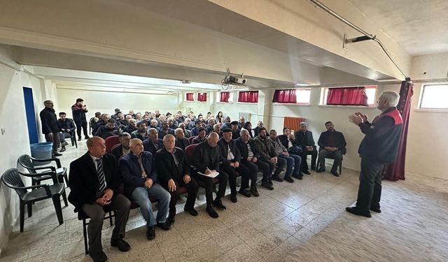 Malatya'da Kayısı Üreticilerine İlkbahar Bakımı Ve Mücadele Eğitimi