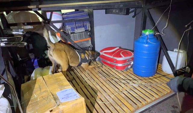 Yolcu Valizinde 11 Kilo 400 Gram Metamfetamin Ele Geçirildi