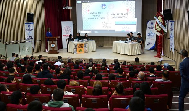 Battalgazi'de Münazara Yarışması Şampiyonu Belli Oldu