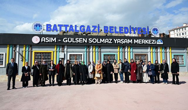 Battalgazi'de Projeler Kadın Kollarına Tanıtıldı