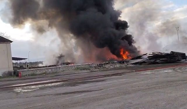 Karayolları Şefliğinde Çıkan Yangın Korkuttu