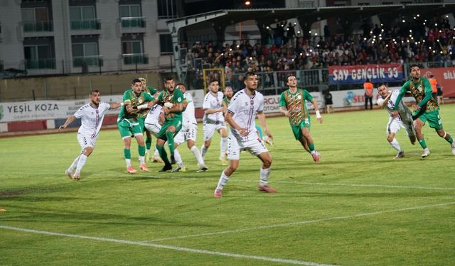 Yeşilyurtspor Deplasmanda Direndi, Turu Aldı