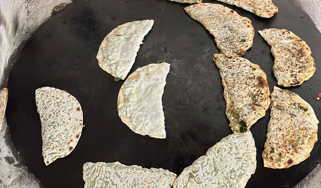 Ispanaklı Ekmek Daveti Gönülleri Isıttı
