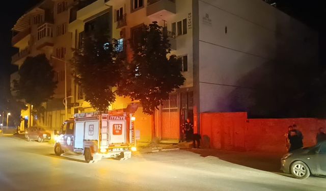 Malatya'da Korkutan Çatı Çökmesi: İtfaiye Ekipleri Anında Müdahale Etti