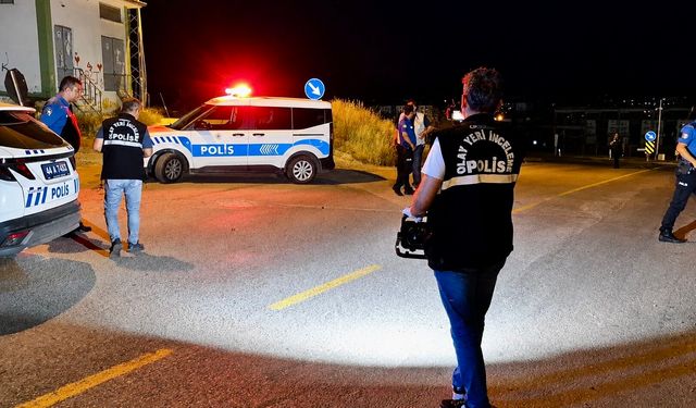 Sokak Ortasında Silahlı Saldırı: 2 Yaralı