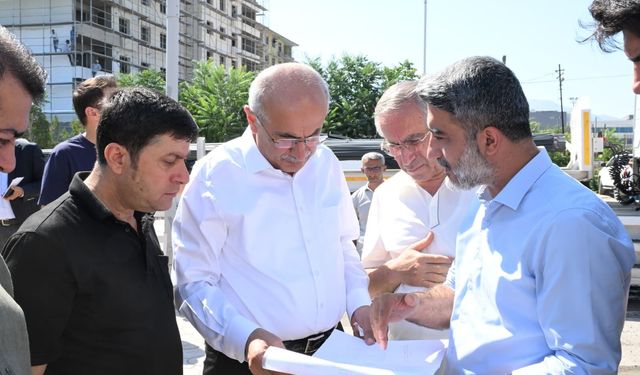 Başkan Er: 'Şehrin Altyapısını Tamamen Yeniliyoruz'