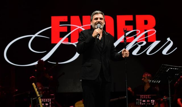 Ender Balkır Türküleriyle Kayısı Festivali'ne Damga Vurdu