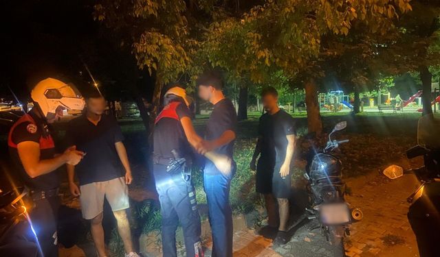 Malatya'da Park ve Bahçelerde Asayiş Uygulaması: 39 Kişi Denetlendi