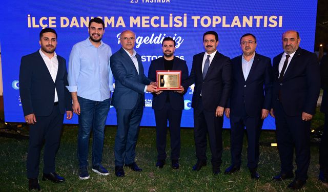 AK Parti Battalgazi Teşkilatı 25. Kuruluş Yılını Vefa Buluşmasıyla Kutladı