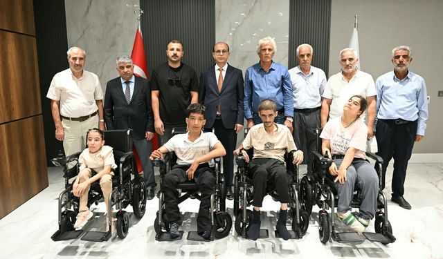 Yeşilyurt'ta Engelli Bireylere Akülü Araç Desteği
