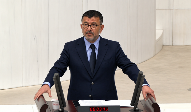 Ağbaba'dan Hızlı Tren Tepkisi: 'Bu Sessizlik Hayra Alamet Değil'
