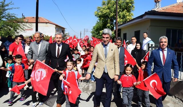 Malatya'da Okula İlk Adım 'Amin Alayı' ile Atıldı