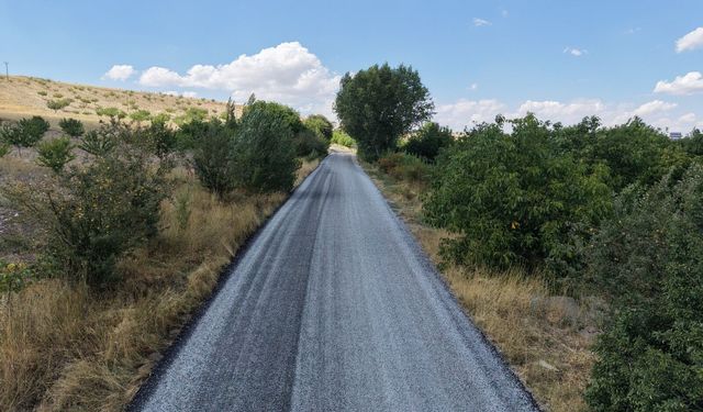 Hekimhan'da 22 Kilometrelik Grup Yolu Yenilendi