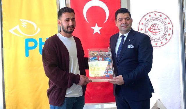 Malatya'da PTT'nin 186. Yılına Özel Kutlama: 186 Müşteriye Anlamlı Hediye