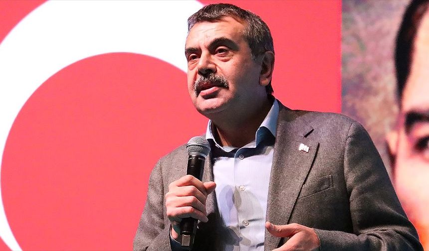 Bakan Tekin: (Türkiye'de derslik başına düşen öğrenci sayısı) 80 yılda yapılan derslik kadar derslik yaptık