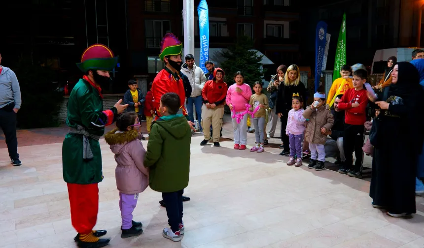 Sakarya'da Erenler ve Geyve’de çocuklarla ramazan neşesi yaşandı
