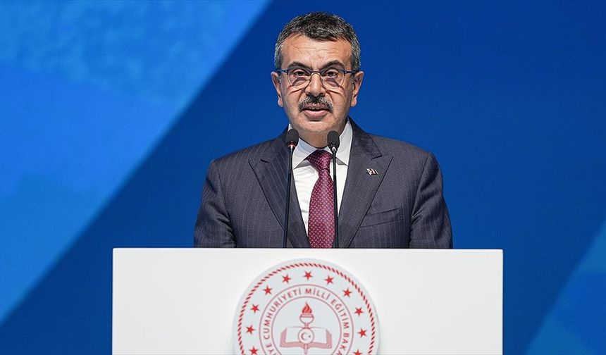 Bakan Tekin: Herhangi bir branşın veya herhangi bir öğretmenlik alanının pozitif ya da negatif bir ayrıcalığı yok
