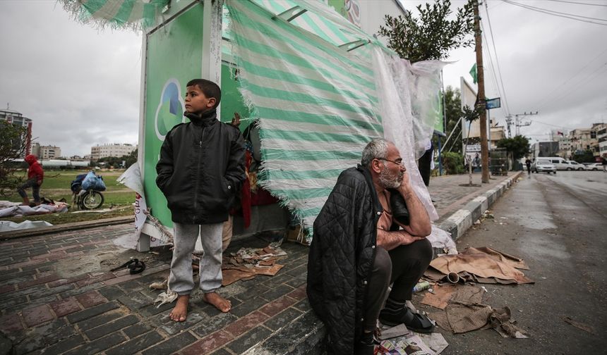 İsrail saldırıları altındaki Filistin'de işsiz sayısı 507 bine dayandı